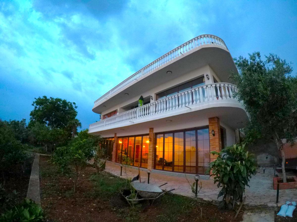 Bonda * Vlorë