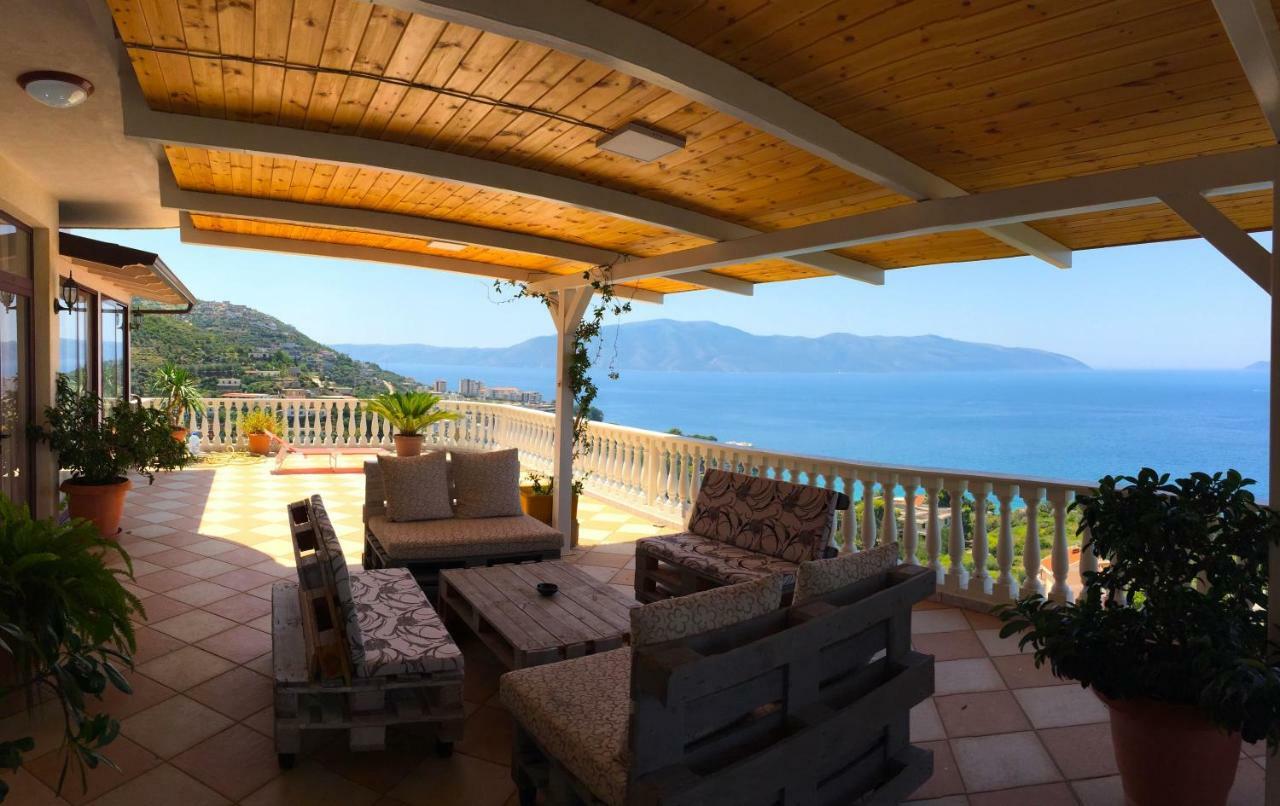 Villa Bonda Vlorë